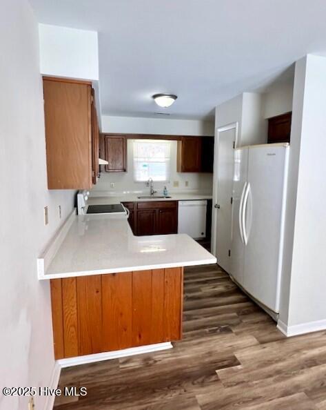 5903 Fallen Tree Road Wilmington, NC 28405 - Photo 11 of 20 brand new quartz countertops in Kitchen. All appliances convey!