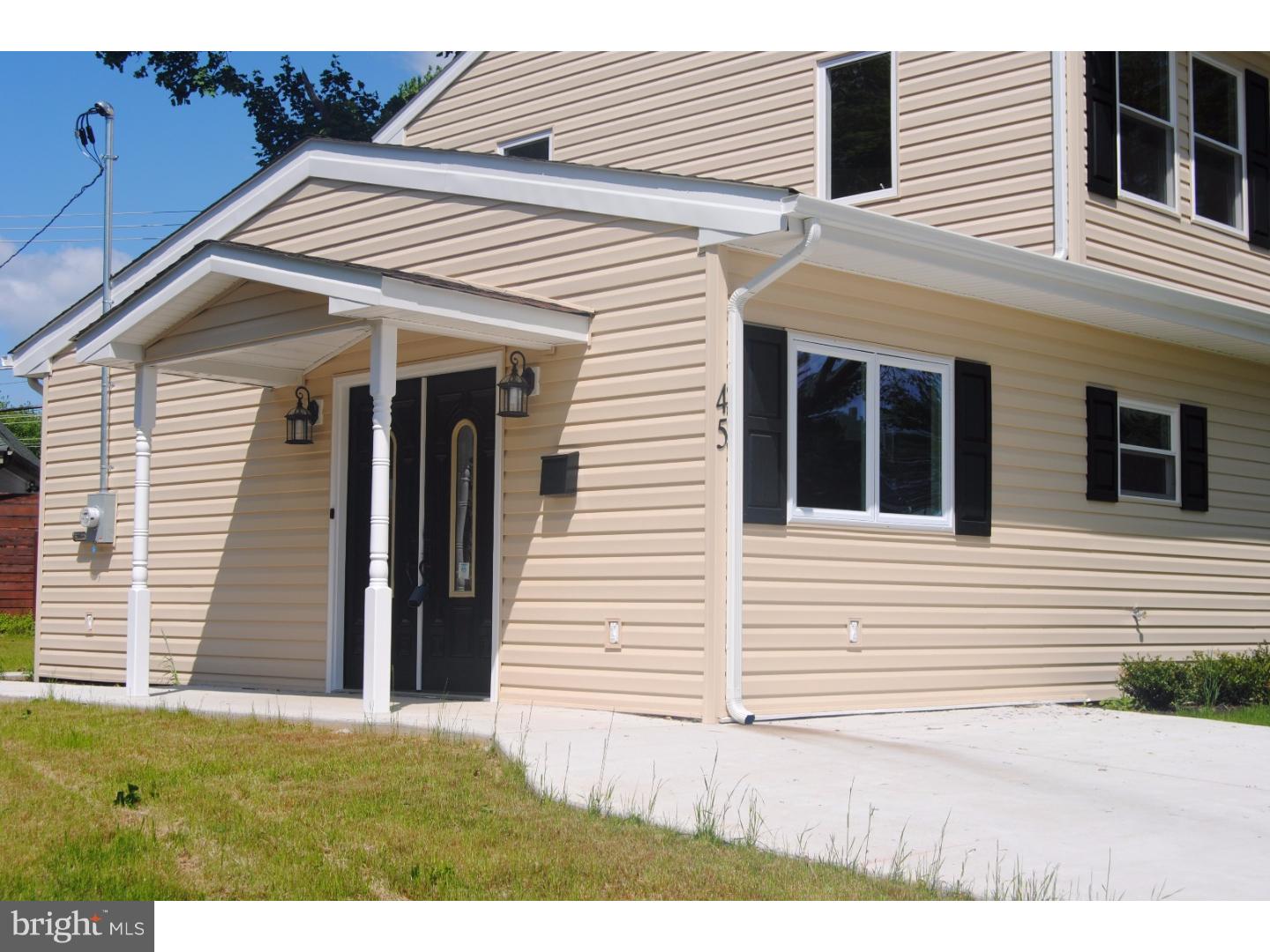 45 Goldengate Road Levittown, PA 19057 - Photo 4 of 25 Gallery Image 4