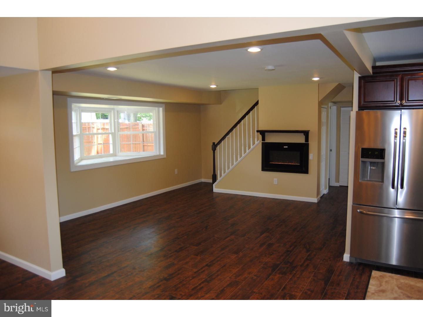 45 Goldengate Road Levittown, PA 19057 - Photo 10 of 25 Gallery Image 10