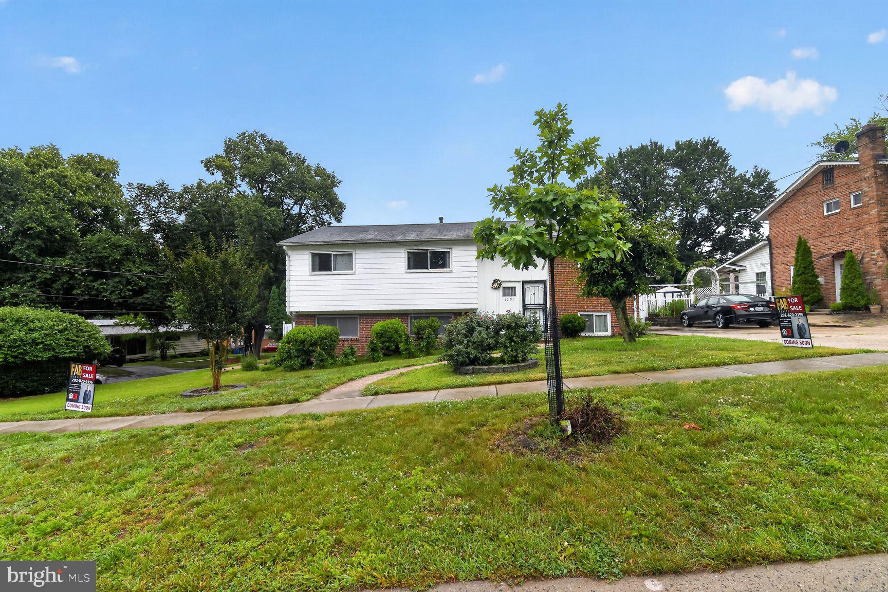 1207 Oakview Drive Silver Spring, MD 20903 - Photo 24 of 25 Charming home with lush greenery.