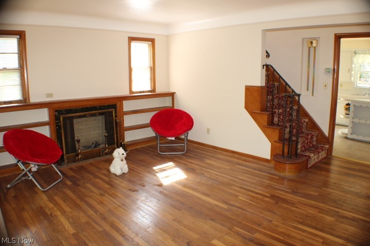 24593 Chardon Road Cleveland, OH 44143 - Photo 7 of 18 Livingroom