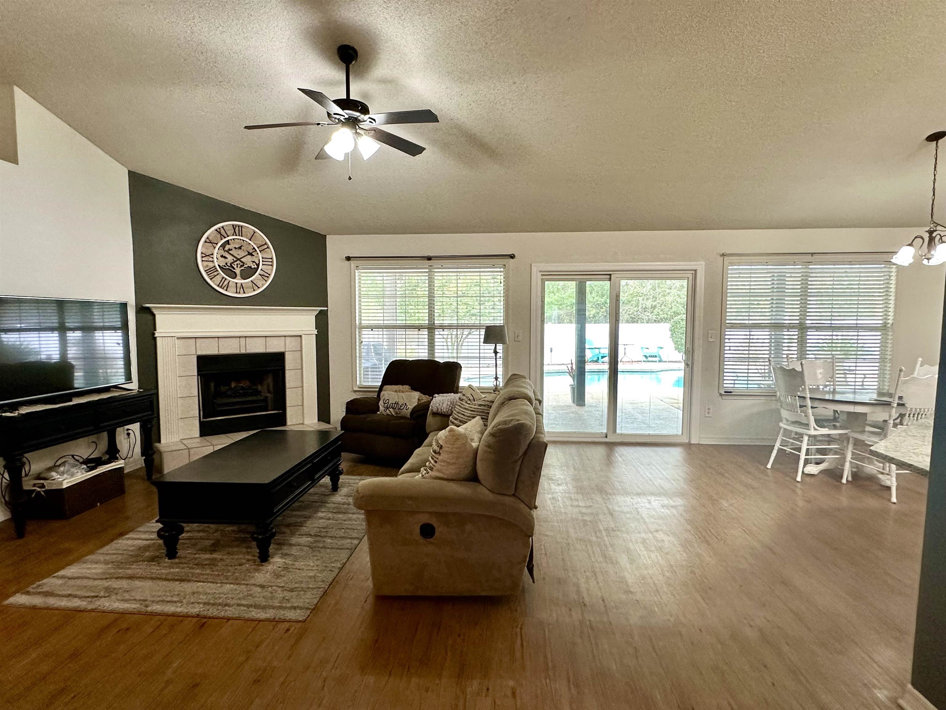 305 Monteith Oaks Drive Foley, AL 36535 - Photo 9 of 23