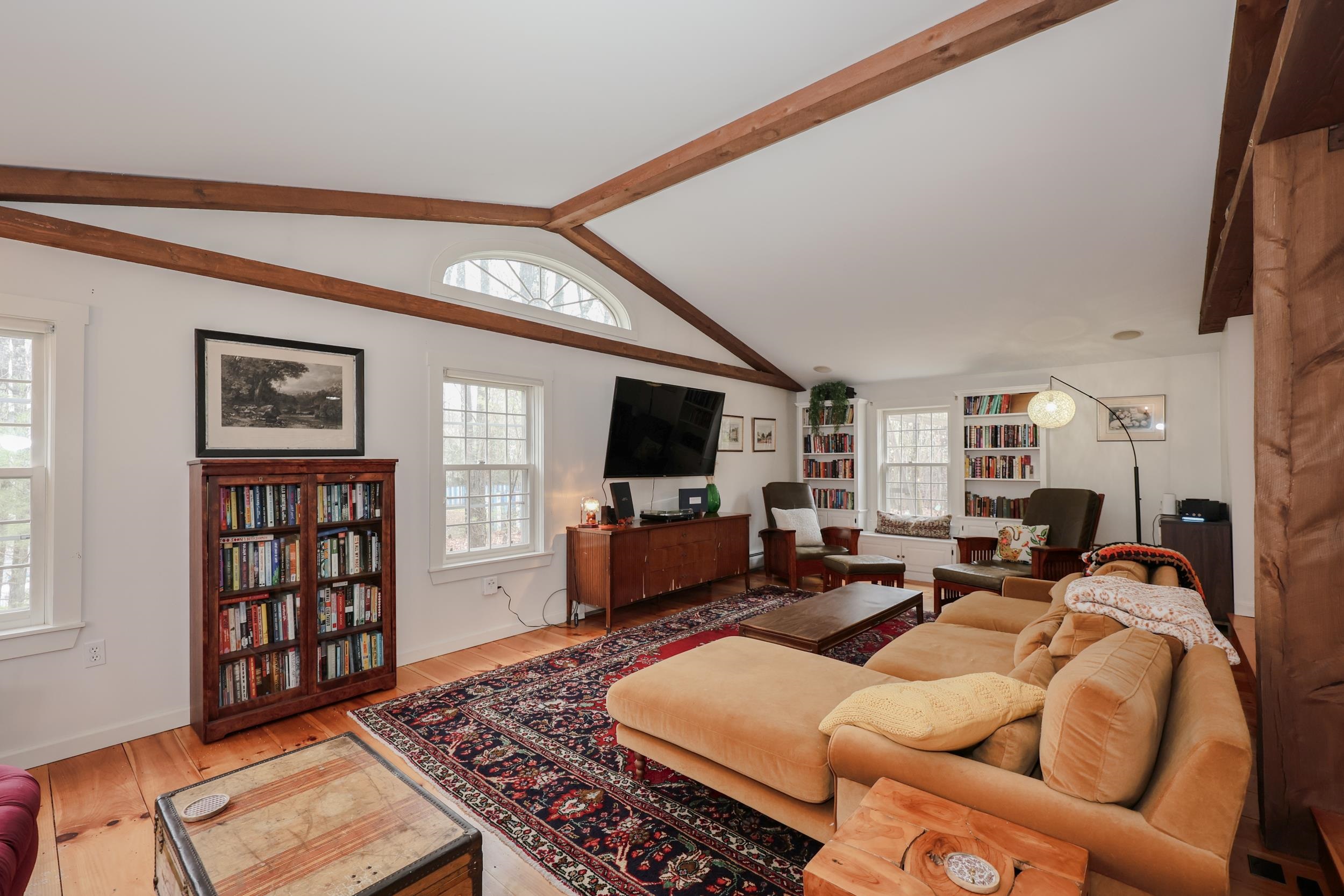 406 4th Range Road Pembroke, NH 03275 - Photo 13 of 40