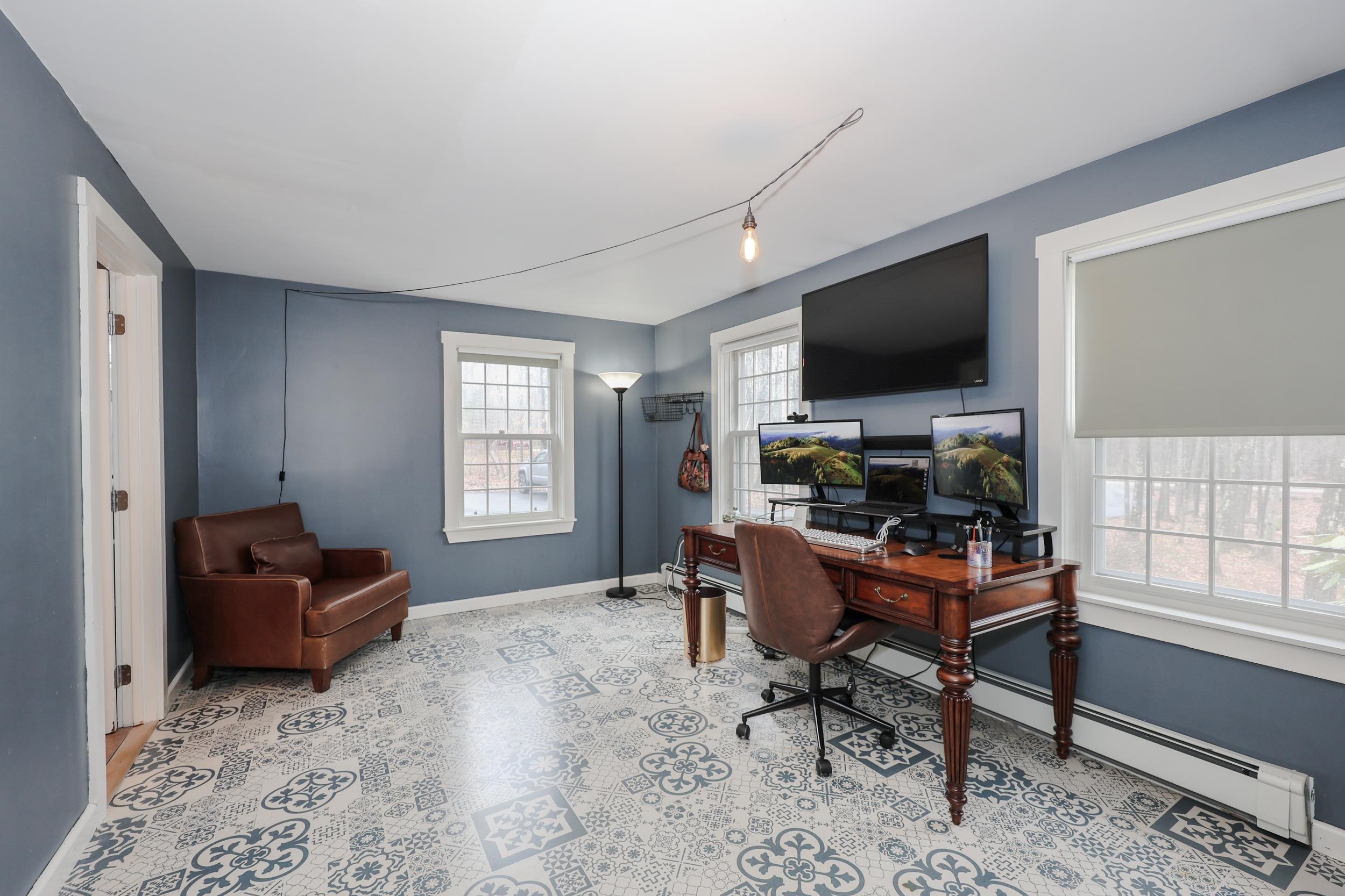 406 4th Range Road Pembroke, NH 03275 - Photo 17 of 40