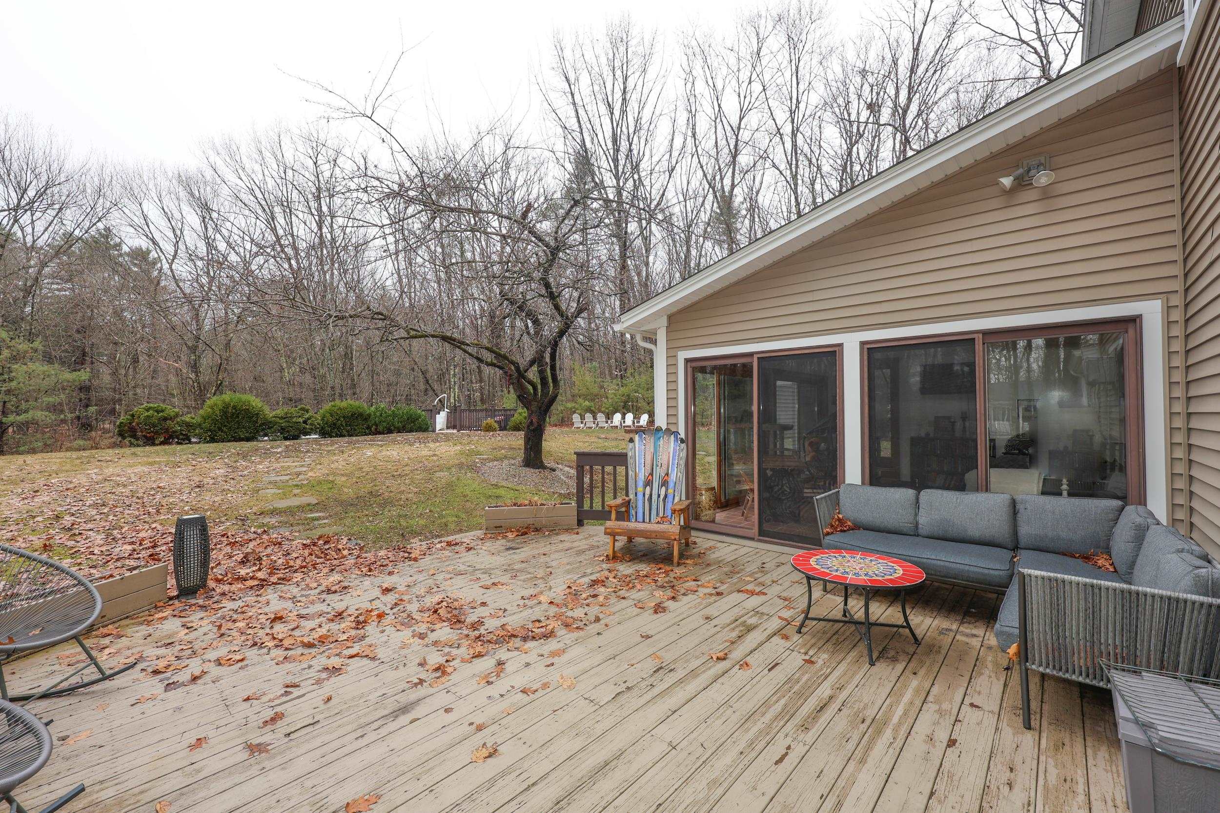 406 4th Range Road Pembroke, NH 03275 - Photo 38 of 40