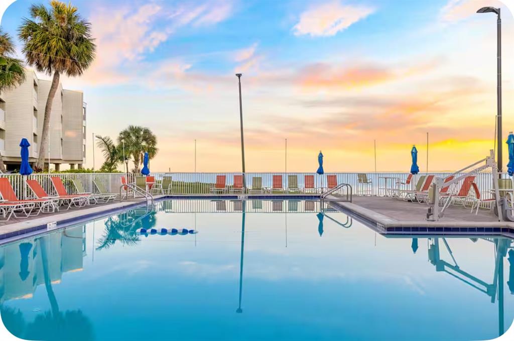2506 North Rocky Point Drive, Unit 209 Tampa, FL 33607 - Photo 3 of 12 a view of a terrace with sitting area