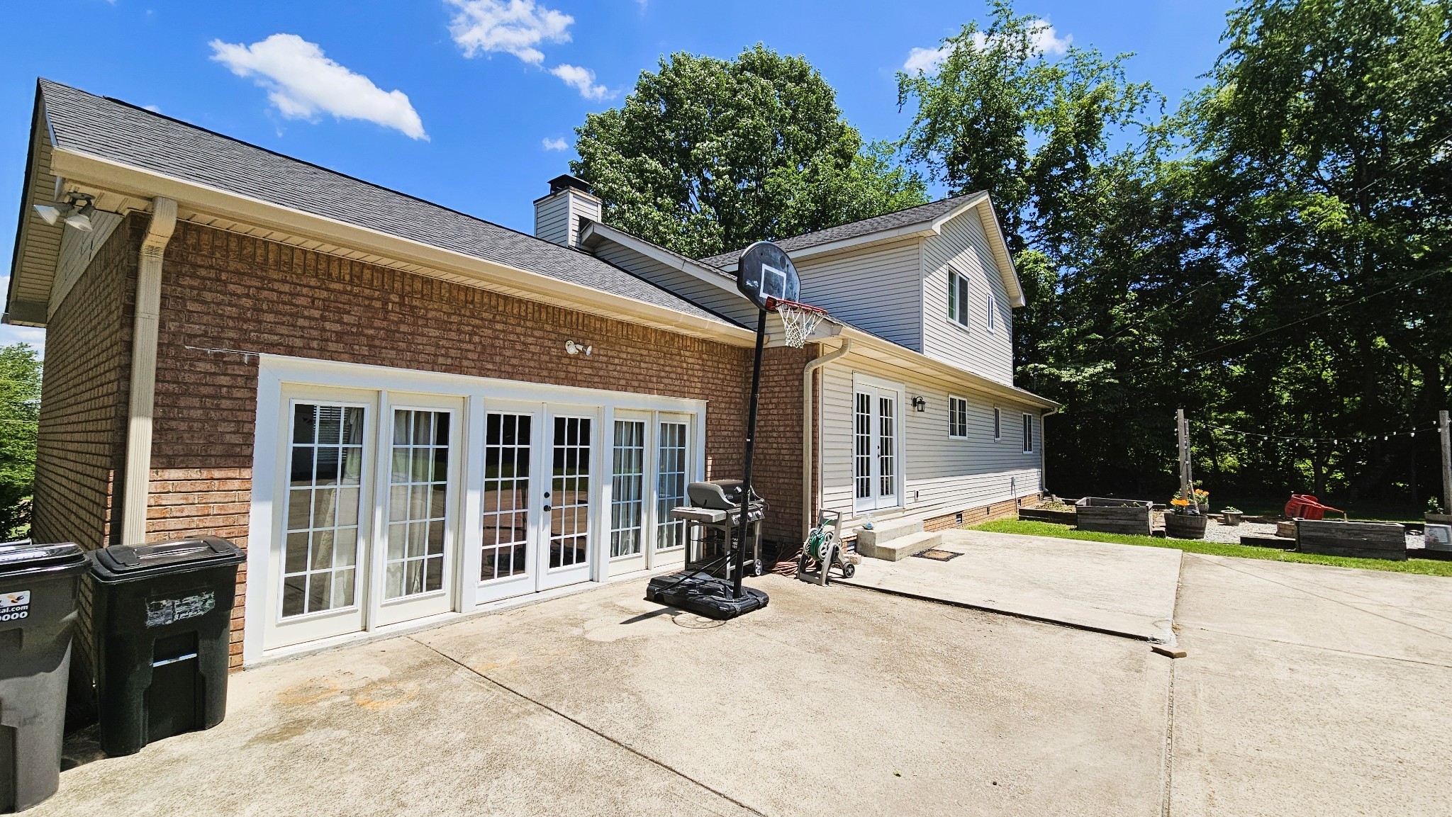 313 Lee Road Cottontown, TN 37048 - Photo 11 of 43 a view of a house with a outdoor space