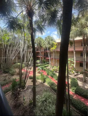 $2,200 | 10845 Southwest 112th Avenue, Unit 204, Miami, FL 33176