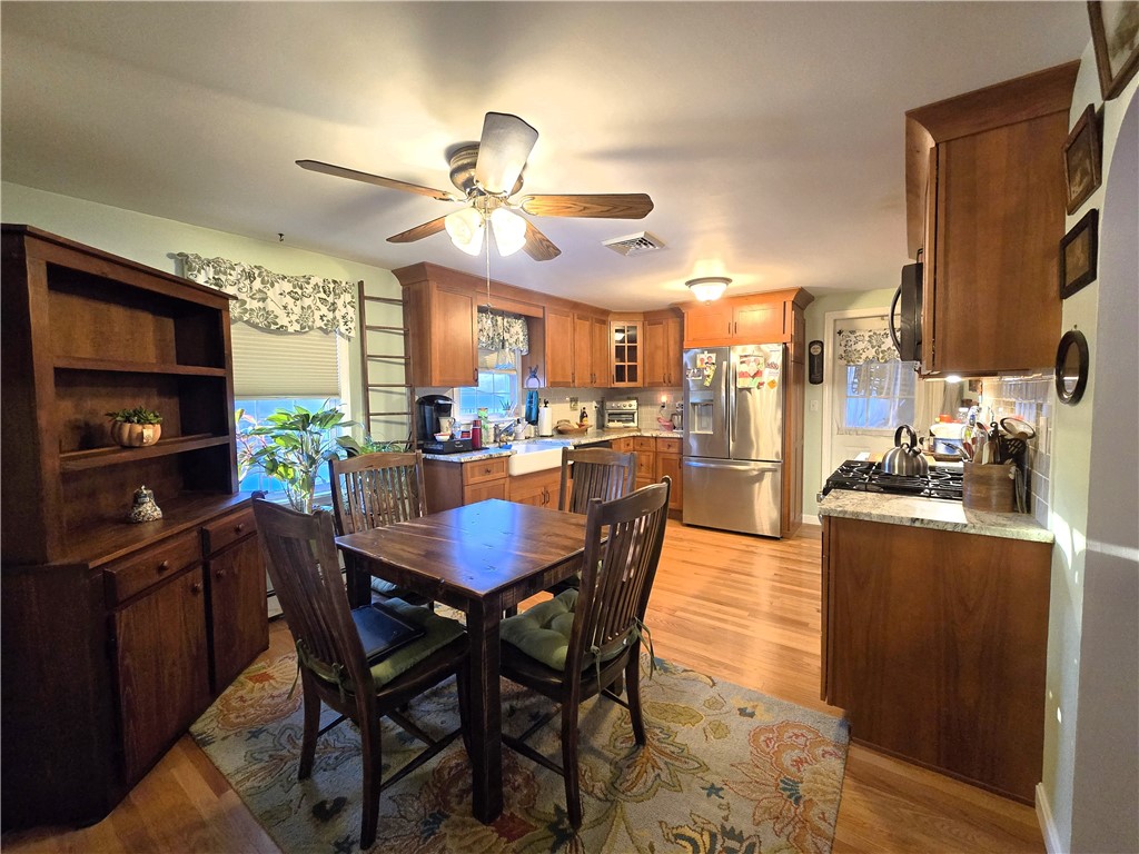 402 Main Street Scituate, RI 02831 - Photo 3 of 14