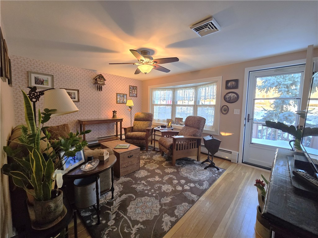 402 Main Street Scituate, RI 02831 - Photo 5 of 14