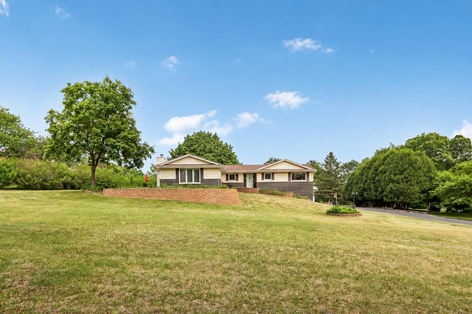 804 Lochtyn Ridge Wales, WI 53183 - Photo 57 of 66 Exterior