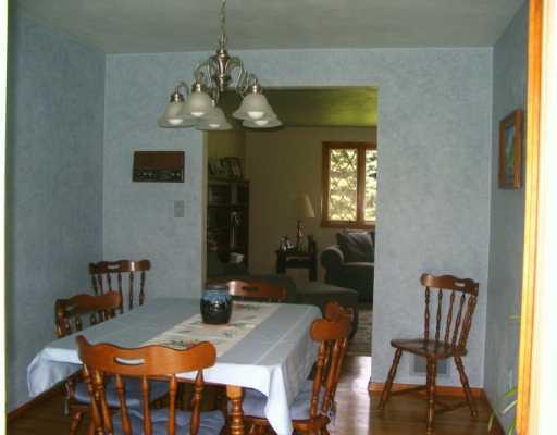 310 Leslie Road Valencia, PA 16059 - Photo 3 of 8 Dining Room.