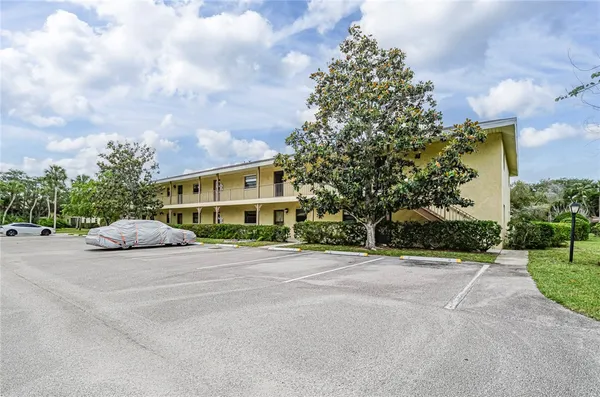 $1,375 | 400 18th Street, Unit D6, Vero Beach, FL 32960