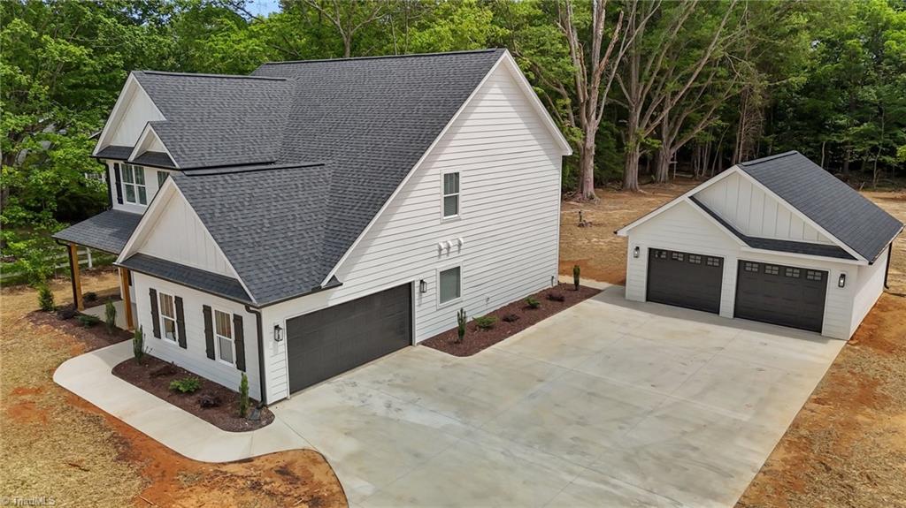 1329 Union Cross Road Kernersville, NC 27284 - Photo 4 of 50