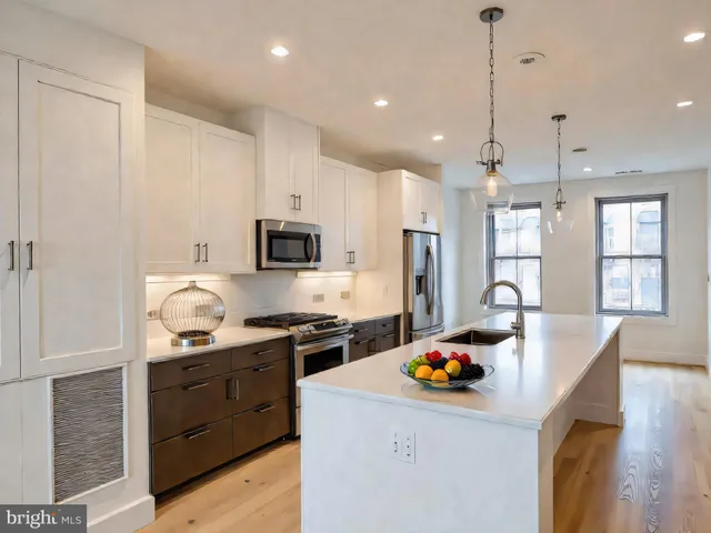 $4,250 | 4945 Purdy Alley, Rockville, MD 20850