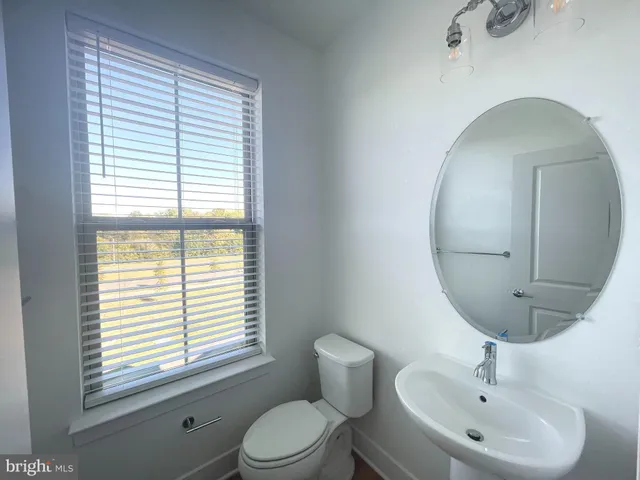 $4,250 | 4945 Purdy Alley, Rockville, MD 20850