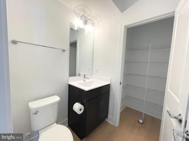 $4,250 | 4945 Purdy Alley, Rockville, MD 20850