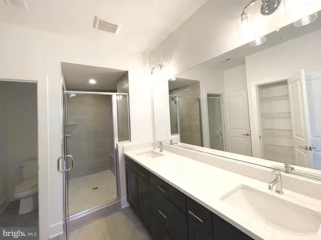 $4,250 | 4945 Purdy Alley, Rockville, MD 20850