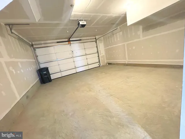 $4,250 | 4945 Purdy Alley, Rockville, MD 20850