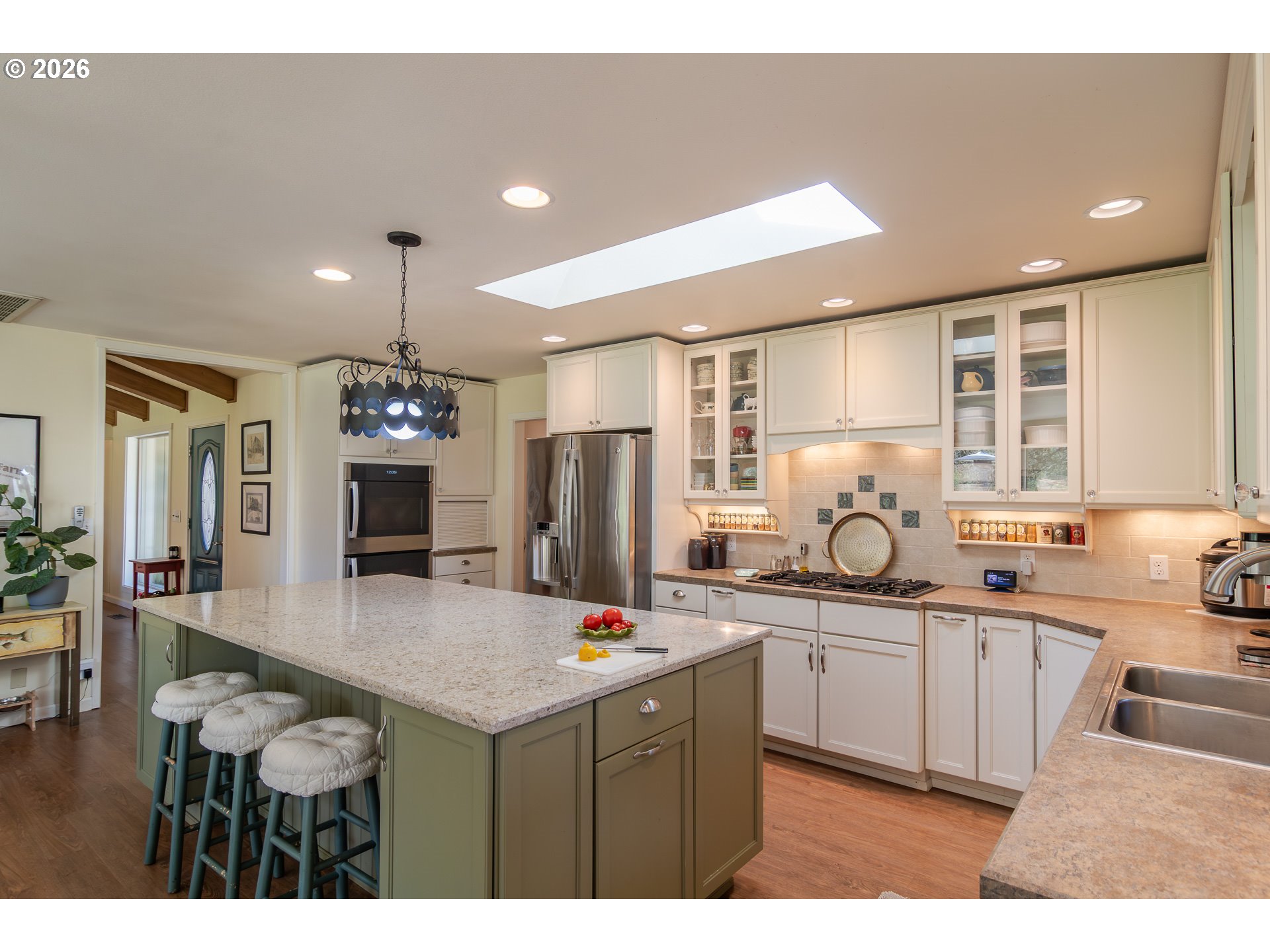 1868 Larson Road Roseburg, OR 97471 - Photo 9 of 48 Gallery Image 9