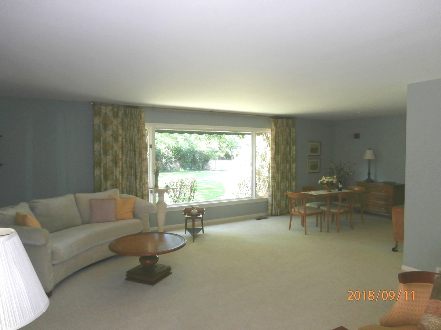 286 Longcommon Road Riverside, IL 60546 - Photo 4 of 24