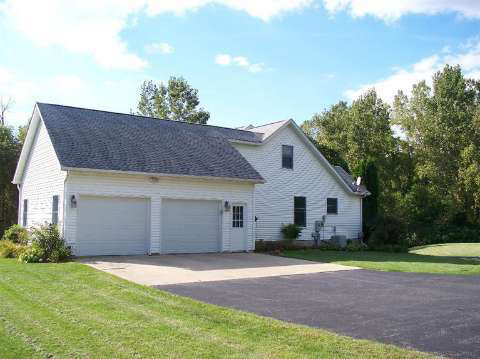 1580 Rulane Drive Lapeer, MI 48446 - Photo 31 of 33 20421175-30.JPG