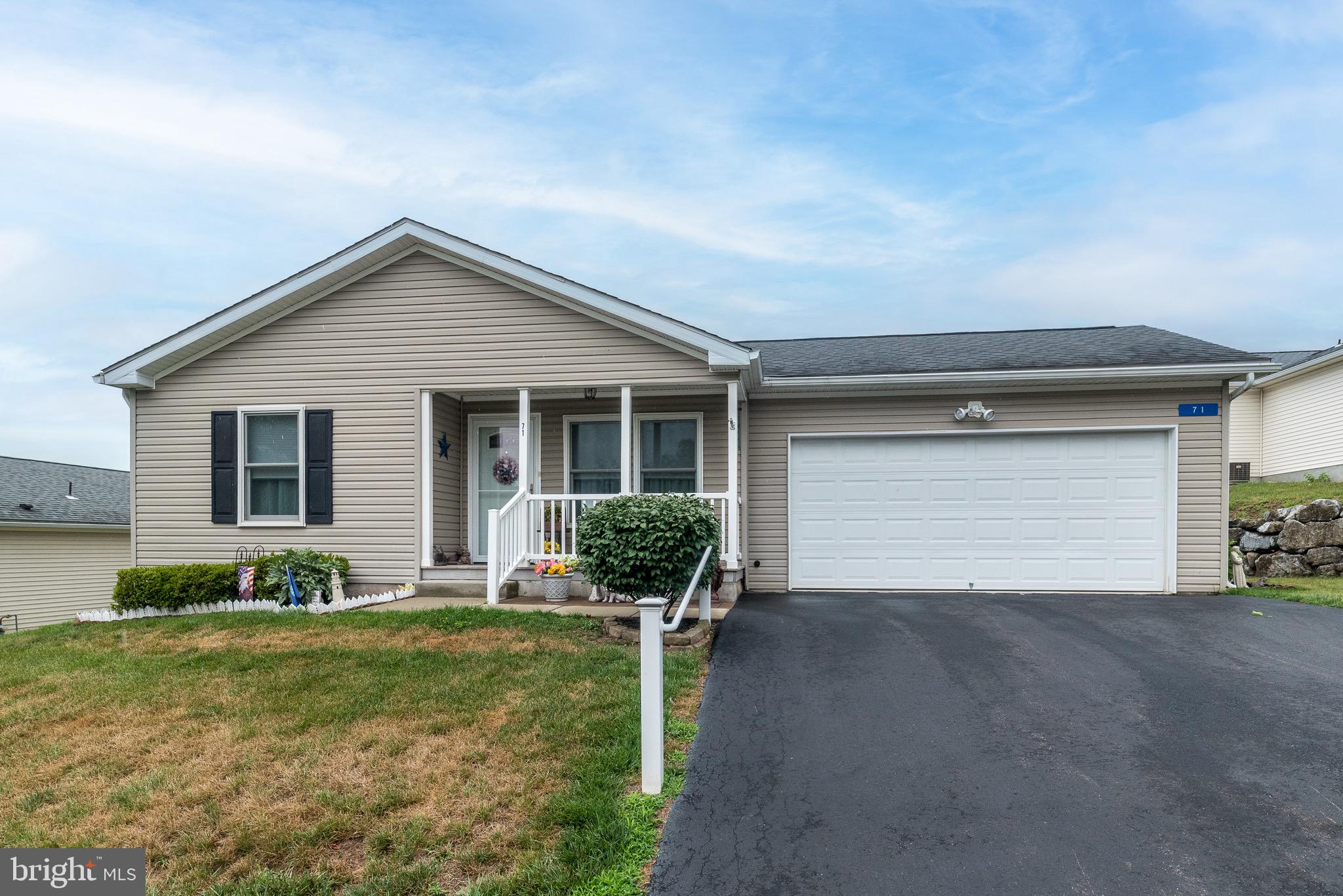71 Random Road Douglassville, PA 19518 - Photo 3 of 31 Gallery Image 3