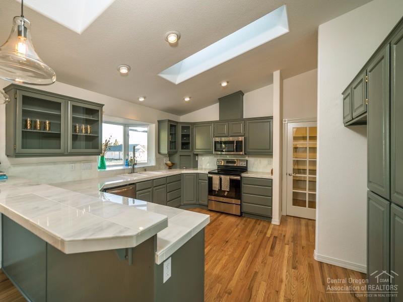 20797 Alpine Ridge Place Bend, OR 97701 - Photo 9 of 20 Additional Photo