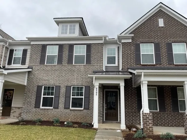 $2,095 | 4505 Sardius Drive, Murfreesboro, TN 37128