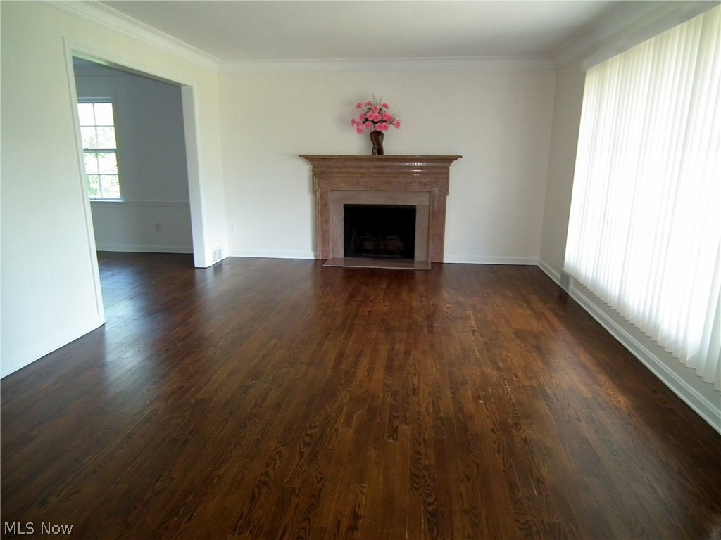 23489 Wimbledon Road Beachwood, OH 44122 - Photo 4 of 16