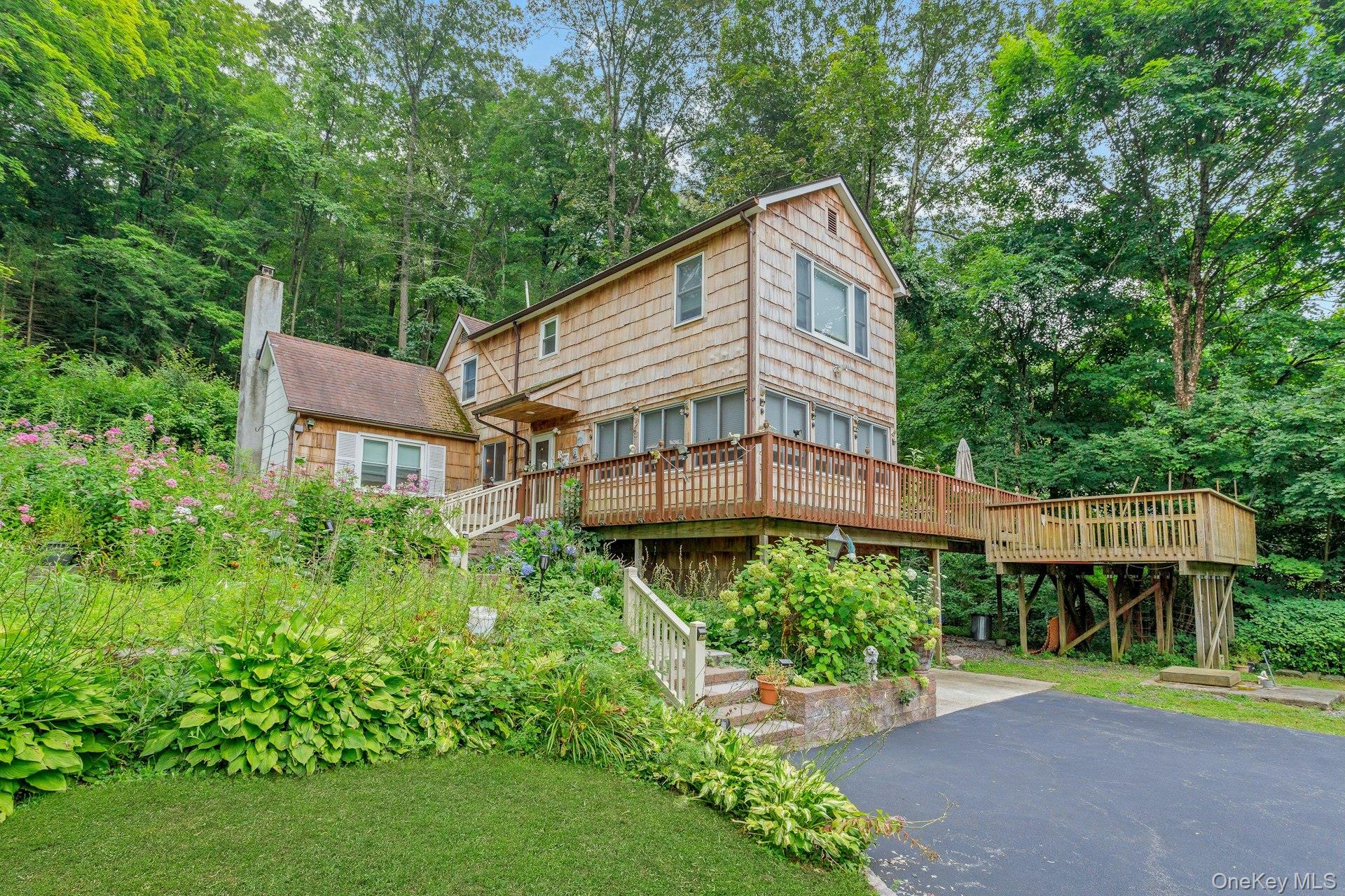 934 Peekskill Hollow Road Carmel, NY 10579 - Photo 27 of 33