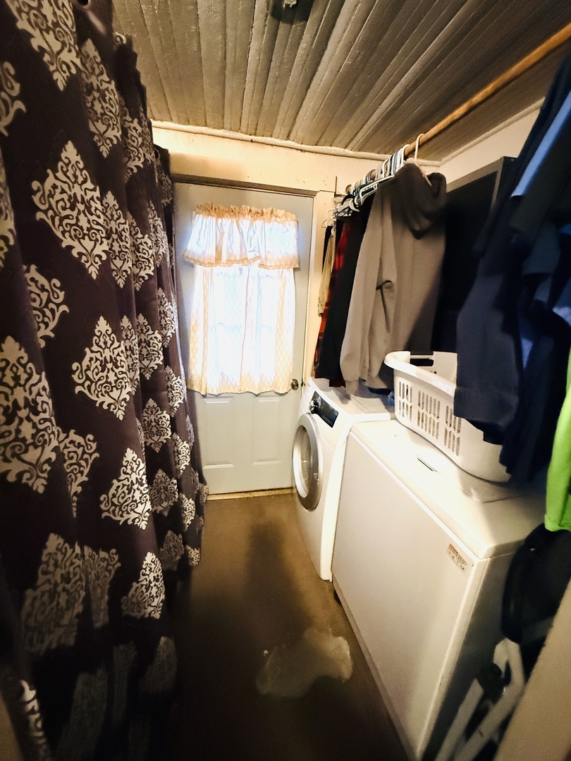 615 East Seminary Avenue Hoopeston, IL 60942 - Photo 16 of 21