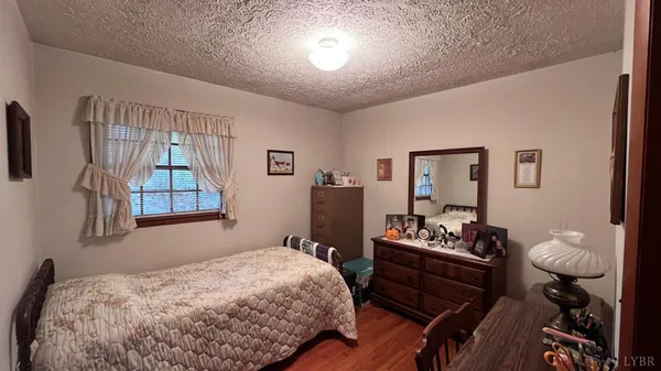 $279,900 | 1091 Acorn Road, Nathalie, VA 24577