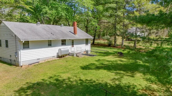 $279,900 | 1091 Acorn Road, Nathalie, VA 24577
