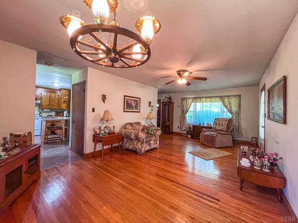 $279,900 | 1091 Acorn Road, Nathalie, VA 24577