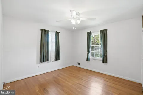 $1,099,000 | 6917 Jenkins Lane, Falls Church, VA 22043