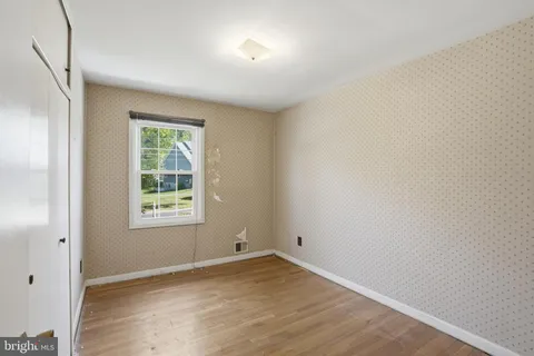 $1,099,000 | 6917 Jenkins Lane, Falls Church, VA 22043