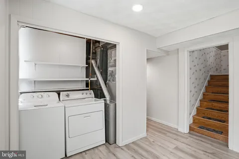 $1,099,000 | 6917 Jenkins Lane, Falls Church, VA 22043