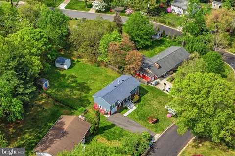 $1,099,000 | 6917 Jenkins Lane, Falls Church, VA 22043