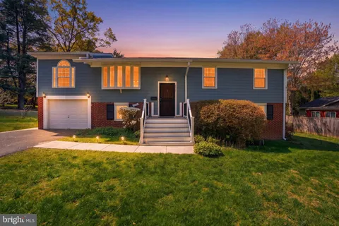 $1,099,000 | 6917 Jenkins Lane, Falls Church, VA 22043