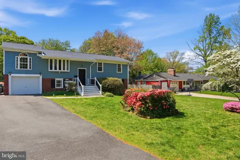 $1,099,000 | 6917 Jenkins Lane, Falls Church, VA 22043