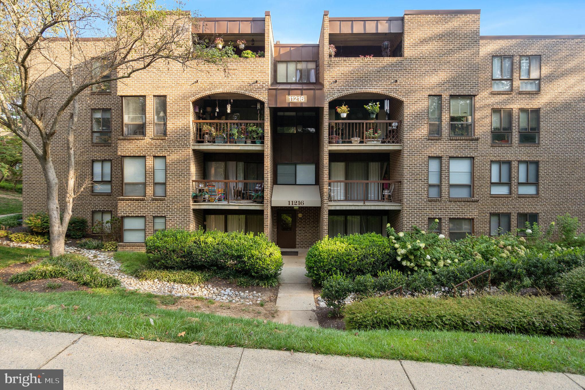 11216 Chestnut Grove Square, Unit 11216220 Reston, VA 20190 - Photo 1 of 18 Welcome Home!