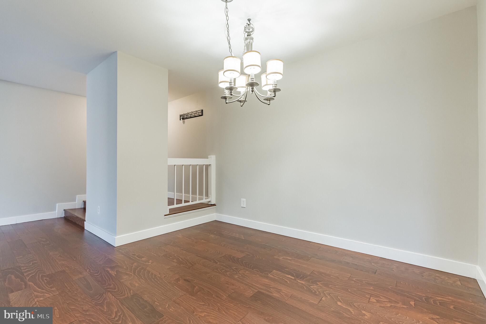 11216 Chestnut Grove Square, Unit 11216220 Reston, VA 20190 - Photo 10 of 18 Separate dining room