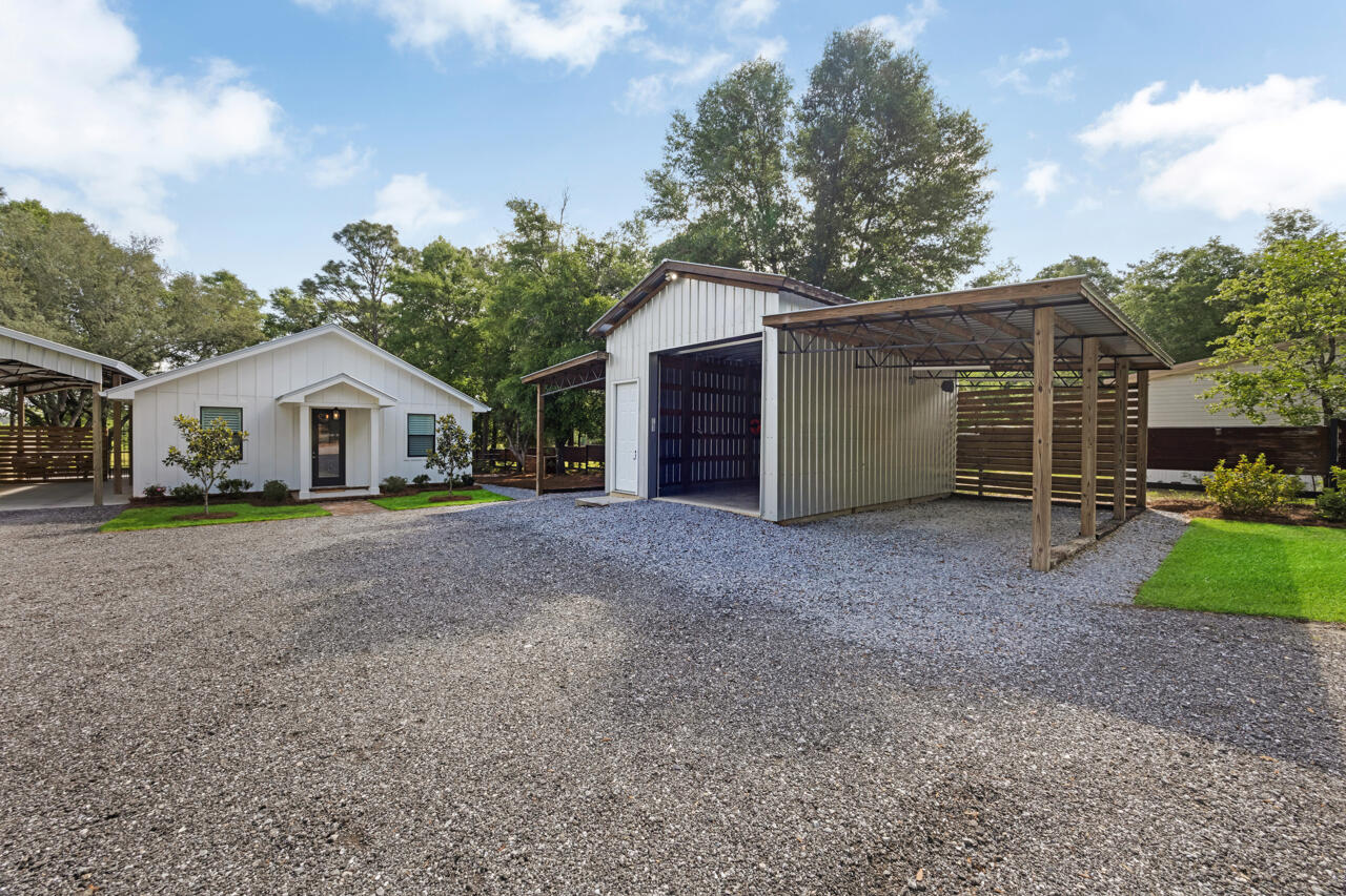 1650 Caswell Road DeFuniak Springs, FL 32433 - Photo 3 of 73 3-03