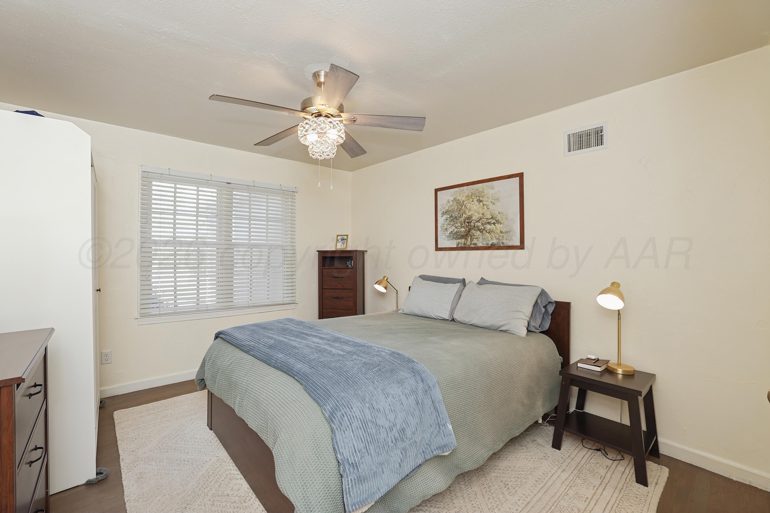 1222 South Rusk Street Amarillo, TX 79102 - Photo 25 of 30 19-Primary Bedroom