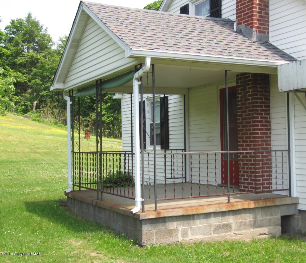 37 Fiddletown Road Kunkletown, PA 18058 - Photo 5 of 20 Porch