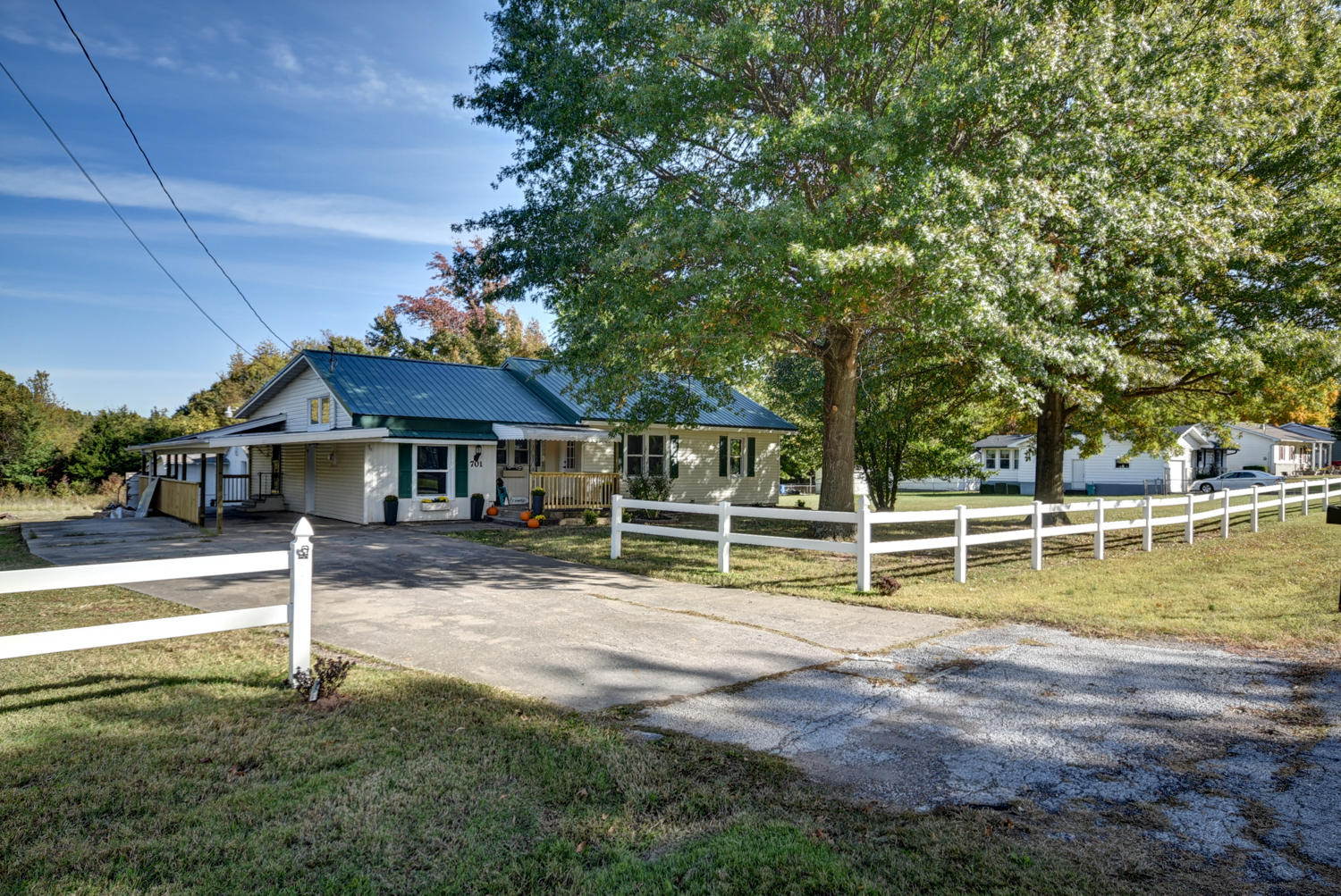 701 East Smith Street Springfield, MO 65803 - Photo 1 of 1 701 E Smith-2