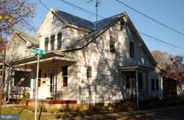 129 East Ridge Street Carlisle, PA 17013 - Photo 1 of 1 Gallery Image 1