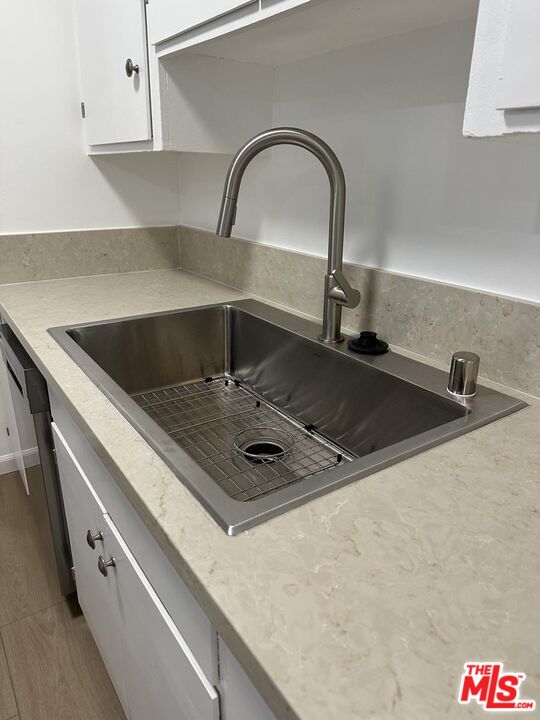 12610 Caswell Avenue, Unit 4 Los Angeles, CA 90066 - Photo 7 of 16 a close view of sink and tap