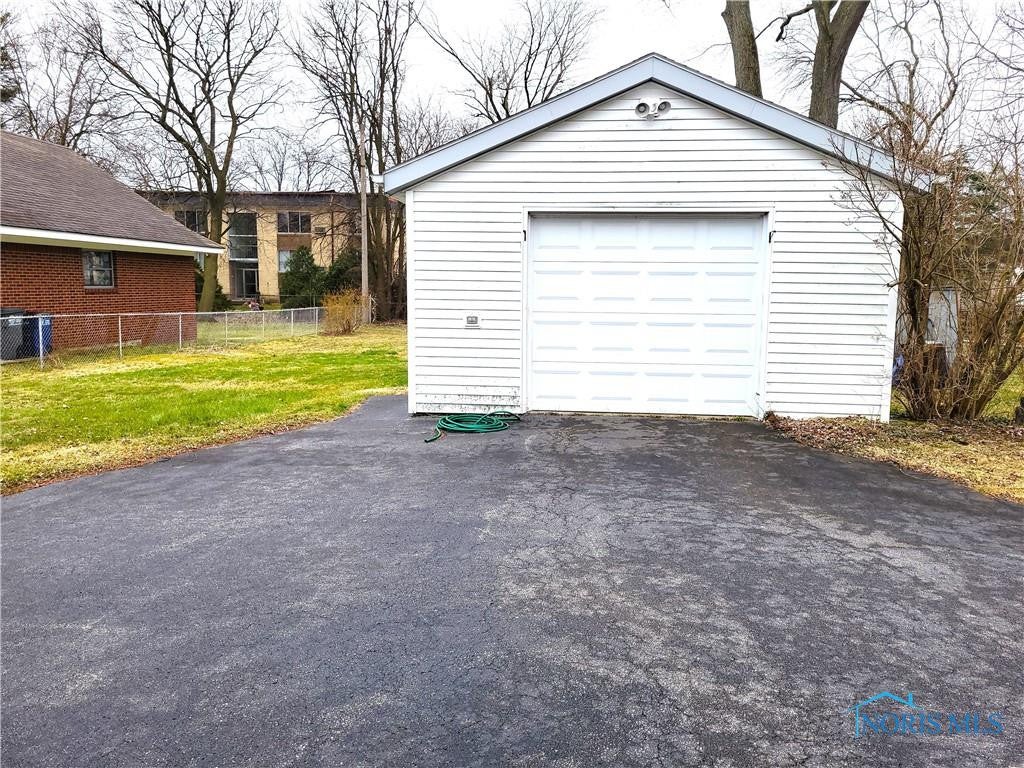4801 Thobe Road Toledo, OH 43615 - Photo 31 of 33 Gallery Image 31